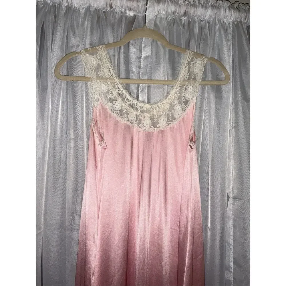 MG Vintage Blush Pink Long Length With Lace Trim Cottagecore Beauty Gown Sz S P